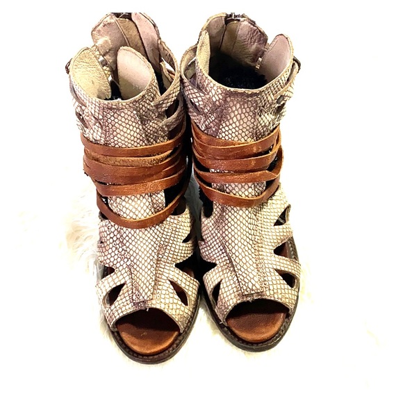 Freebird by Steven Shoes - SOLD ✨Freebird ✨